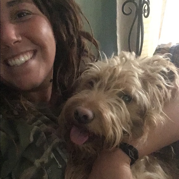 Meet your Posher, Jenna - Picture 2 of 4